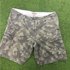 RuffHewn Mens Camo Cargo Shorts Green Ripstop Utility Pockets Size 38
